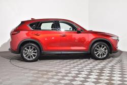 2021 Mazda
CX-5 Akera