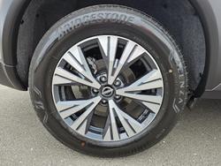 2024 Nissan X-TRAIL ST-L