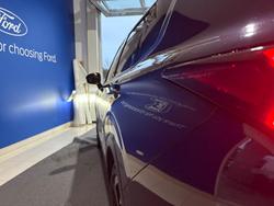 2022 Mitsubishi
                Outlander Exceed