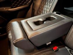 2022 Mitsubishi
Outlander Exceed
