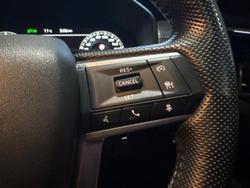 2022 Mitsubishi
Outlander Exceed