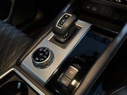 2022 Mitsubishi
Outlander Exceed