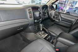 2018 Mitsubishi
Pajero GLS