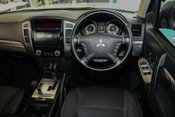 2018 Mitsubishi
Pajero GLS