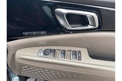 2024 Kia
Carnival GT-Line
