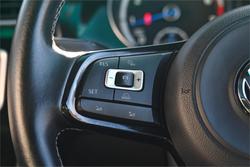 2016 Volkswagen
Golf R