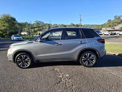 2022 Suzuki
Vitara Turbo