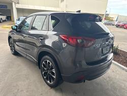 2015 Mazda
CX-5 Grand Touring