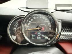2018 MINI
Hatch Cooper S
