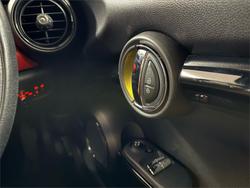2018 MINI
Hatch Cooper S