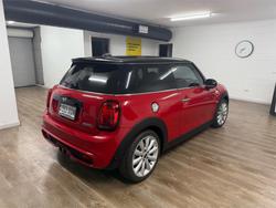 2018 MINI
Hatch Cooper S