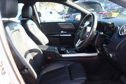 2022 Mercedes-Benz B-Class B180