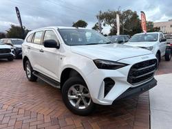 2025 Isuzu
MU-X LS-M