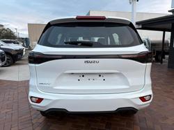 2025 Isuzu
MU-X LS-M