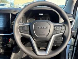 2025 Isuzu
MU-X LS-M