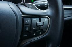 2021 Lexus
ES ES300h Sports Luxury