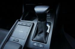 2021 Lexus
ES ES300h Sports Luxury