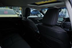 2021 Lexus
ES ES300h Sports Luxury