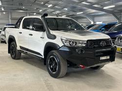 2019 Toyota
Hilux Rugged