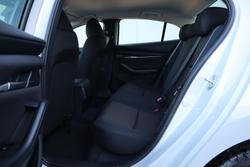2024 Mazda
3 G20 Pure
