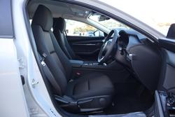 2024 Mazda
3 G20 Pure