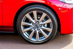2025 Mazda
3 G20 Evolve