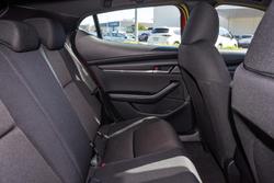 2025 Mazda
3 G20 Pure