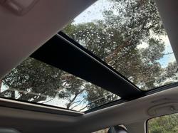 2017 Nissan
Pathfinder Ti