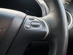 2017 Nissan
Pathfinder Ti