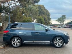 2017 Nissan
Pathfinder Ti