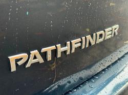 2017 Nissan
Pathfinder Ti