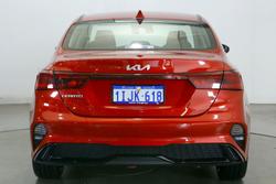 2024 Kia
Cerato S