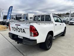 2022 Toyota
Hilux SR Hi-Rider