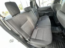 2022 Toyota
Hilux SR Hi-Rider