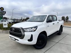 2022 Toyota
Hilux SR Hi-Rider