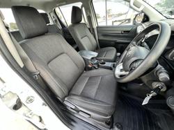 2022 Toyota
Hilux SR Hi-Rider