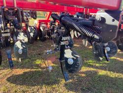 0 Massey Ferguson (Concord) Mf 9730-4010 Seeder Bar RED