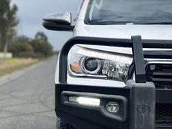 2018 Toyota
Hilux SR5