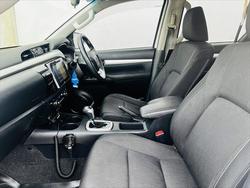 2018 Toyota Hilux SR5