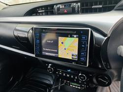 2018 Toyota
Hilux SR5