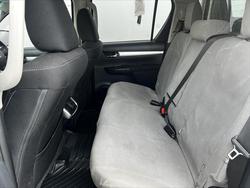 2018 Toyota
Hilux SR5