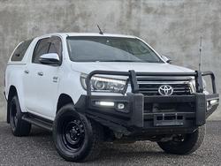2018 Toyota
Hilux SR5