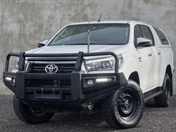 2018 Toyota
Hilux SR5