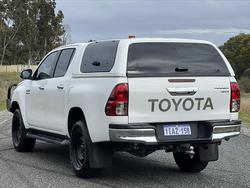 2018 Toyota
Hilux SR5
