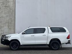 2018 Toyota
Hilux SR5