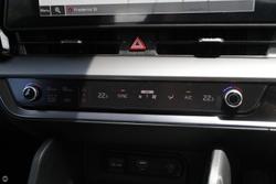 2025 Kia Sportage SX