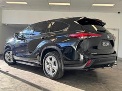 2022 Toyota
Kluger GX