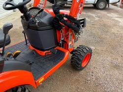 2025 Kubota
Bx2680v-Au-1 26Hp Sub Compact Rops Tractor & La344 Loader