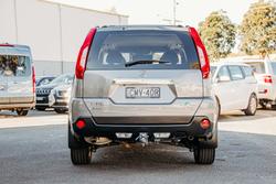 2012 Nissan
X-TRAIL Ti