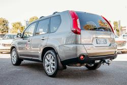 2012 Nissan
X-TRAIL Ti